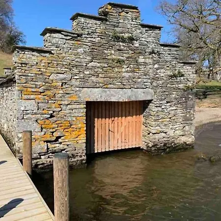 Bank Chambers In With Hot Tub And Access Apartamento