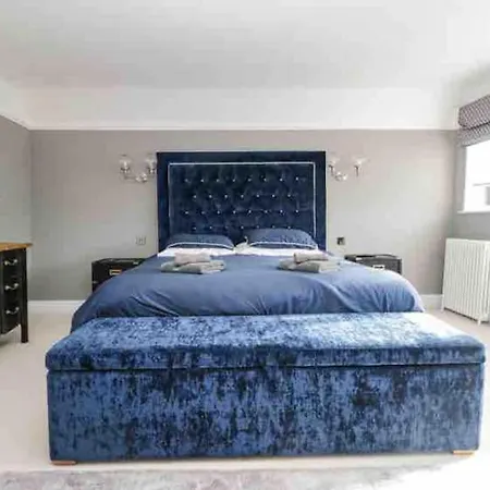 Appartement Bank Chambers In With Hot Tub And Access